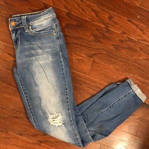 YMI JEANS size 5 (they give you the best booty!)